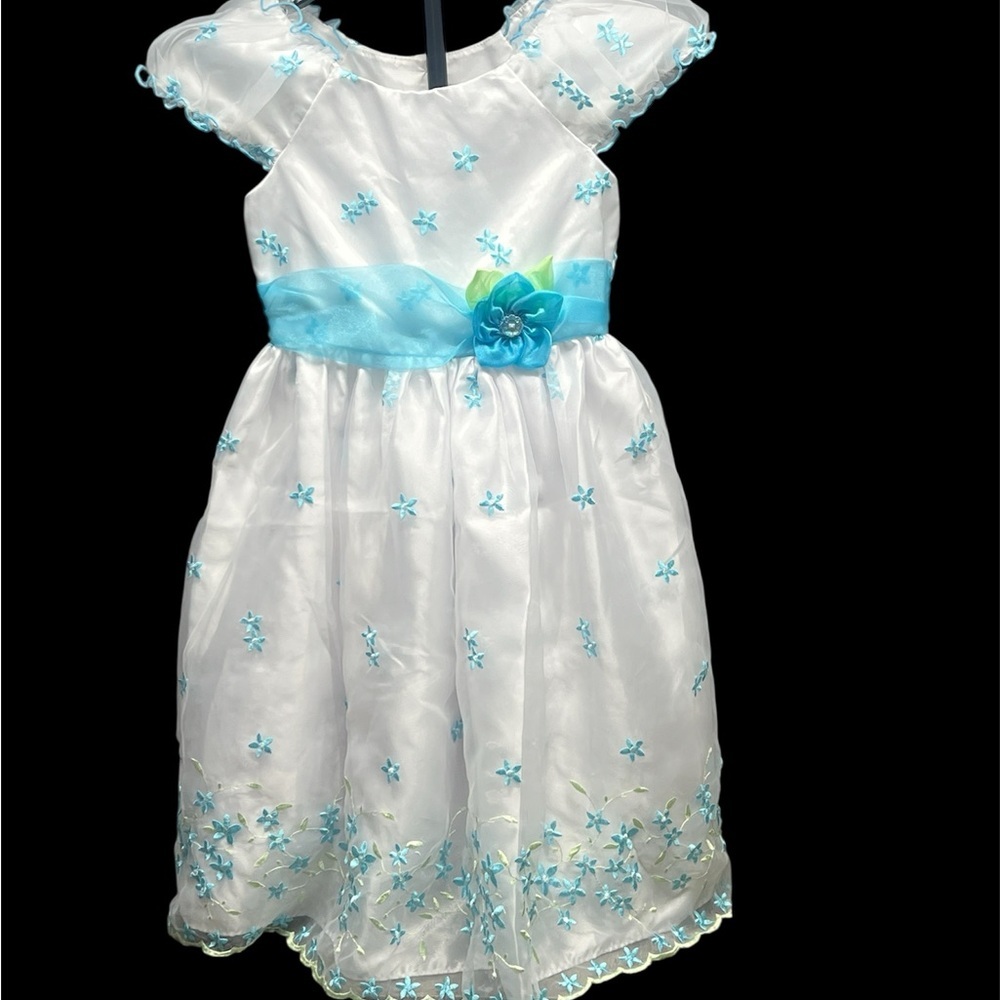 Jona Michelle White and Blue Floral Kids Dress size 8